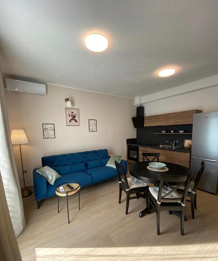 Apartmani Cvita Nevidane Exterior photo